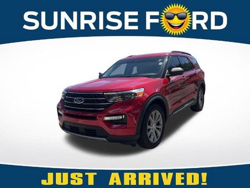 Certified 2021 Ford Explorer XLT w/ Equipment Group 202A RWD image 1