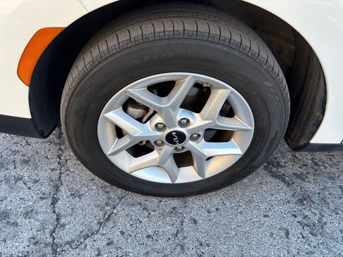 Used 2025 Kia Soul LX w/ LX Technology Package image 25