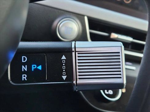 Used 2025 Hyundai Sonata SEL image 12