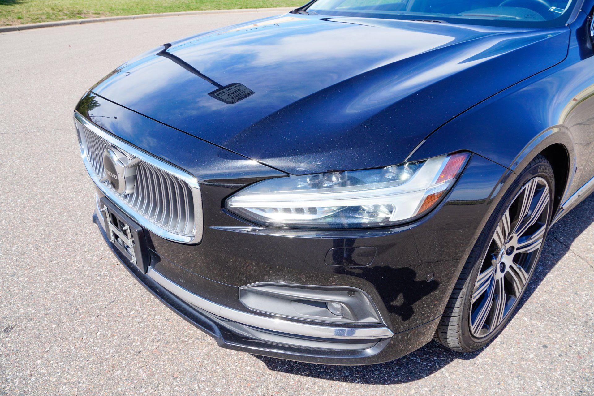 Used 2023 Volvo S90 B6 Ultimate w/ Protection Package Premier AWD/4WD image 21