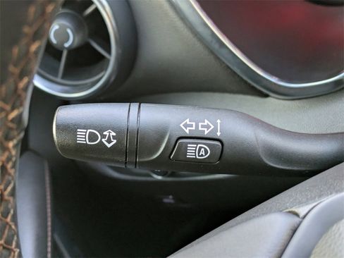 Used 2022 Chevrolet Blazer Premier w/ Enhanced Convenience Package image 38