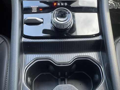 New 2025 Jeep Grand Cherokee Limited w/ Black Appearance Package image 25