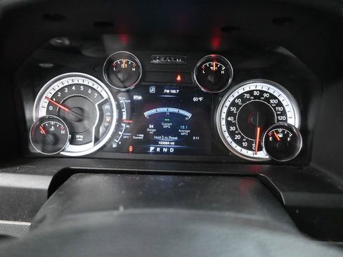 Used 2016 RAM 1500 Big Horn image 32