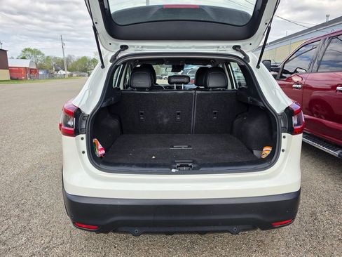 Used 2022 Nissan Rogue Sport SL image 8