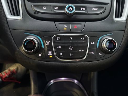 Used 2023 Chevrolet Malibu LT image 22