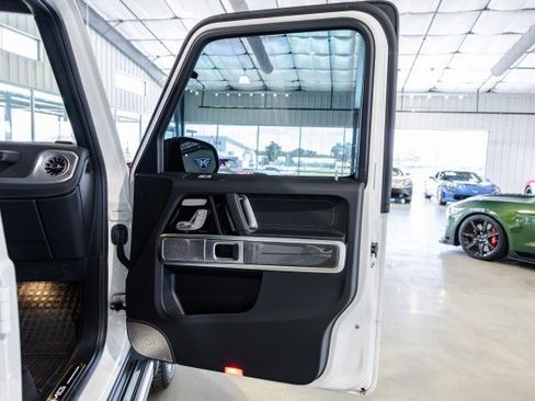 Used 2025 Mercedes-Benz G 63 AMG 4MATIC image 30