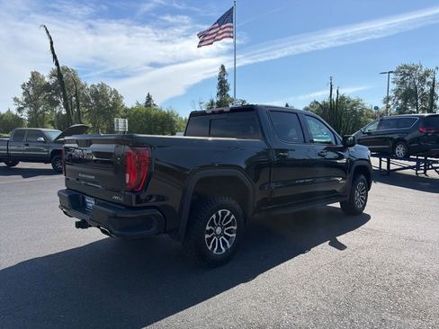 Used 2021 GMC Sierra 1500 AT4 w/ AT4 Premium Package AWD/4WD image 5