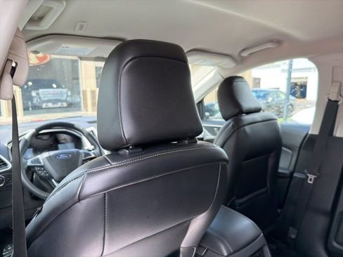 Used 2022 Ford Edge SEL AWD/4WD image 26