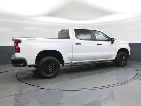 Used 2024 Chevrolet Silverado 1500 LT Trail Boss w/ Protection Package AWD/4WD image 3