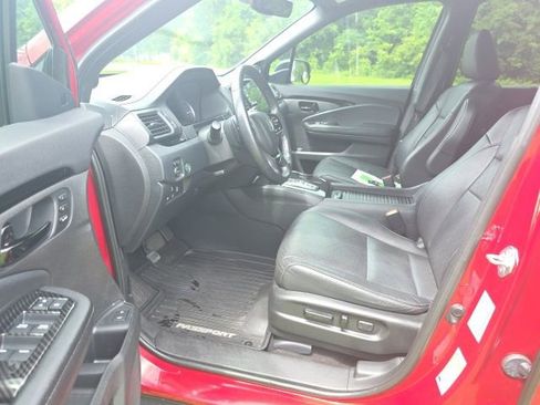Used 2022 Honda Passport Elite image 14