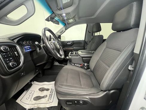 Used 2019 Chevrolet Silverado 1500 LT Trail Boss image 4