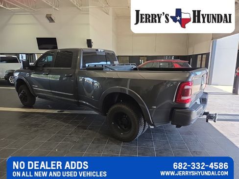 Used 2024 RAM 3500 Limited AWD/4WD image 6