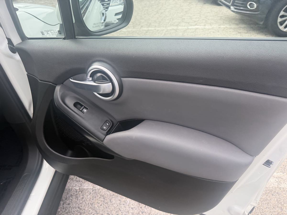 Used 2016 FIAT 500X Pop FWD image 16