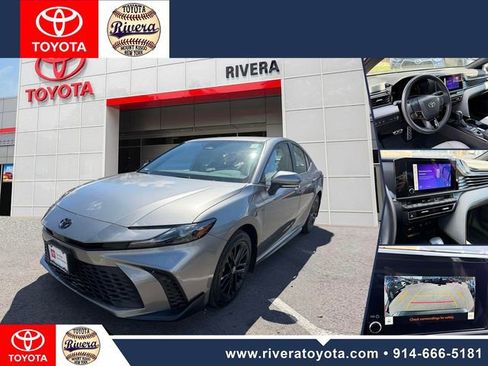 Certified 2025 Toyota Camry SE image 1