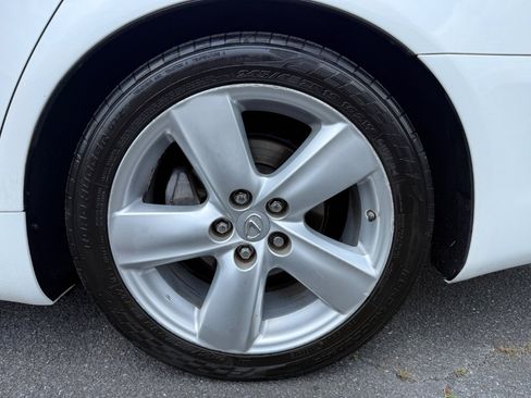 Used 2012 Lexus LS 460 w/ Comfort Pkg RWD image 9