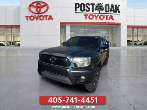 Used 2013 Toyota Tacoma PreRunner RWD image 11