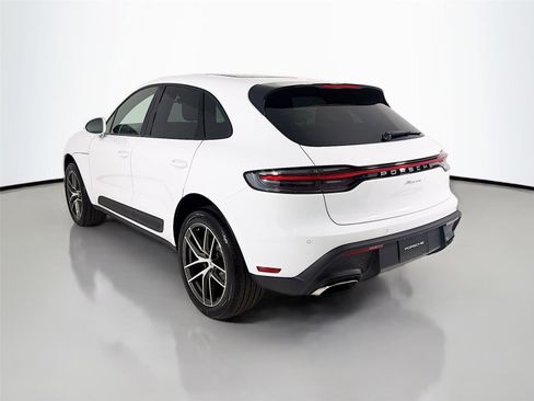New 2026 Porsche Macan AWD/4WD image 3