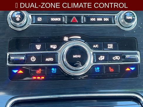 Certified 2023 Lincoln Nautilus Reserve w/ Equipment Group 202A image 21