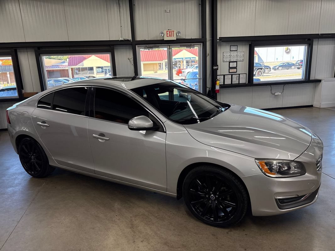 Used 2017 Volvo S60 T5 Inscription FWD image 16