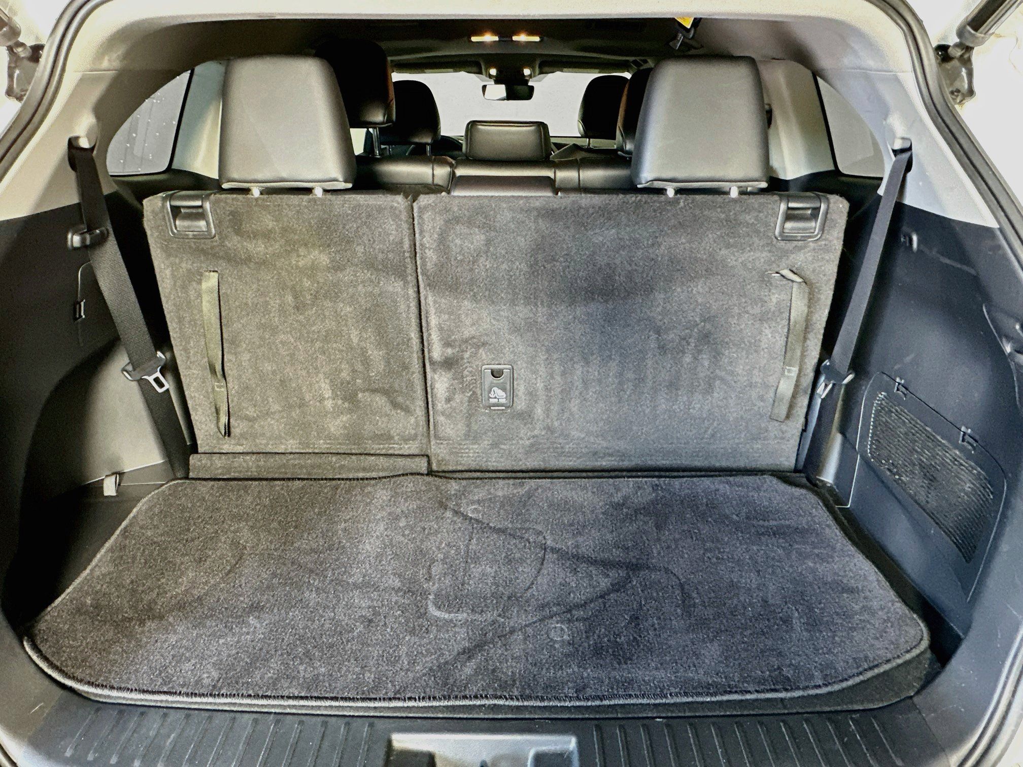 Used 2023 Toyota Highlander XLE AWD/4WD image 31