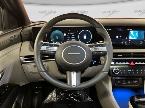 Used 2025 Hyundai Tucson Limited w/ Tow & Go Package AWD/4WD image 12