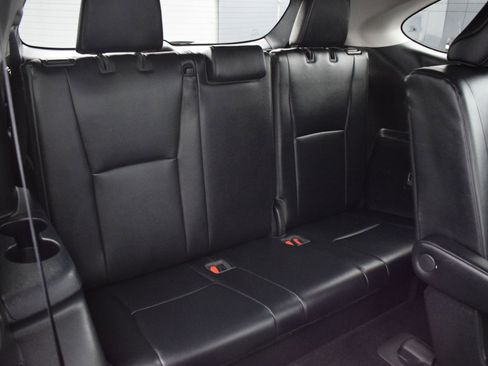 Used 2022 Toyota Highlander XLE image 12