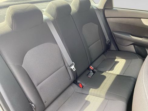 Certified 2023 Kia Forte LXS FWD image 14