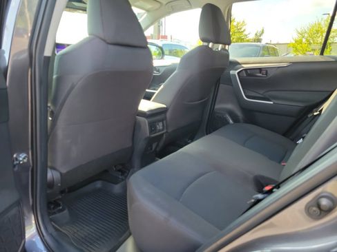 Used 2024 Toyota RAV4 LE AWD/4WD image 16