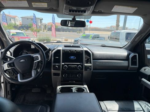 Used 2019 Ford F350 Lariat AWD/4WD image 11