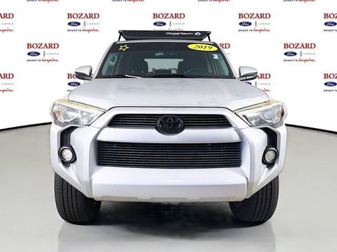 Used 2019 Toyota 4Runner SR5 Premium AWD/4WD image 3