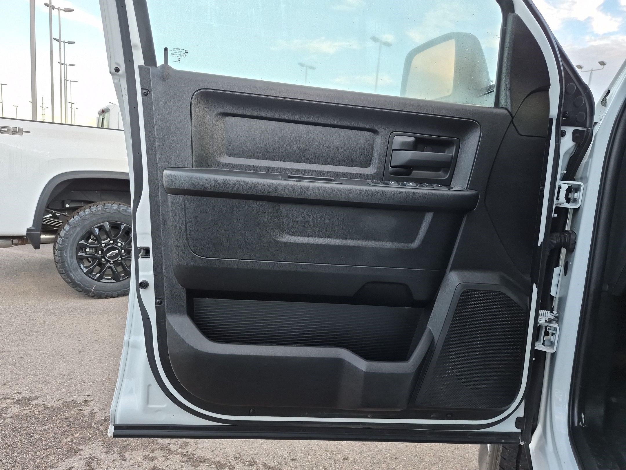 Used 2024 RAM 3500 Tradesman AWD/4WD image 12