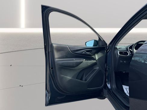 Used 2022 Chevrolet Equinox LT image 18