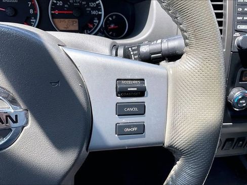 Used 2019 Nissan Frontier SL RWD image 18