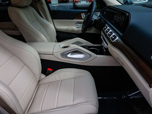 New 2026 Mercedes-Benz GLE 450 4MATIC image 17