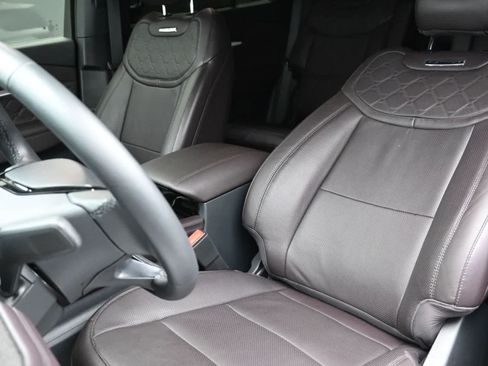 Certified 2026 Ford Explorer Platinum w/ LUX Leather Package AWD/4WD image 31