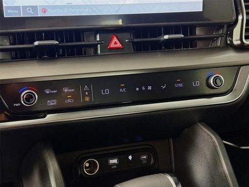 Certified 2023 Kia Sportage EX FWD image 16