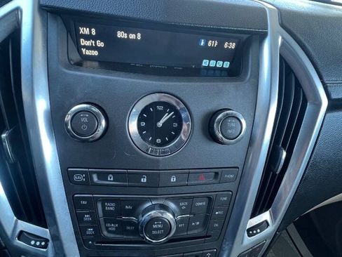 Used 2012 Cadillac SRX Luxury AWD/4WD image 18