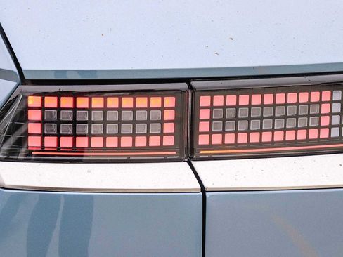 New 2026 Hyundai Ioniq 5 Limited image 9