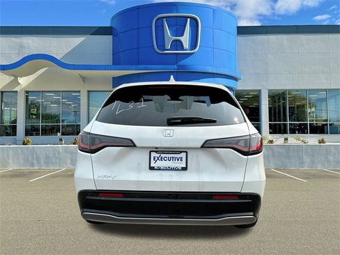 New 2026 Honda HR-V EX-L image 3