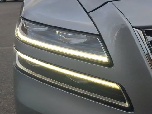 Used 2024 Genesis GV80 3.5T image 9