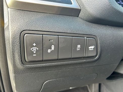 Used 2018 Hyundai Tucson Value FWD image 19