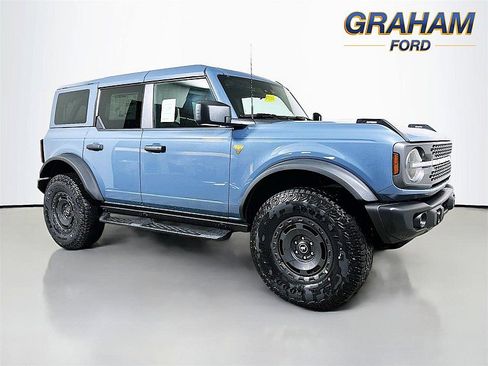 New 2025 Ford Bronco Badlands w/ Sasquatch Package image 1