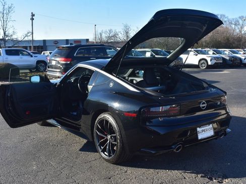 Used 2024 Nissan Z Performance w/ Floor Mat Package image 14