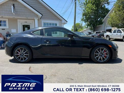 Used 2019 Subaru BRZ Limited w/ Performance Package RWD image 8