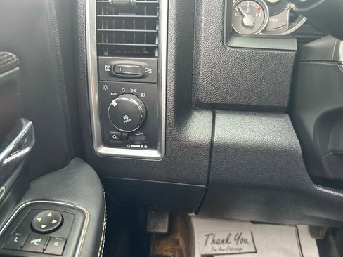 Used 2016 RAM 1500 Limited image 30