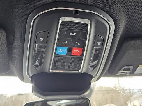 Used 2024 Jeep Grand Cherokee L Laredo image 39