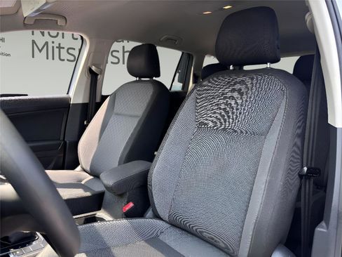 Used 2020 Volkswagen Tiguan S image 13