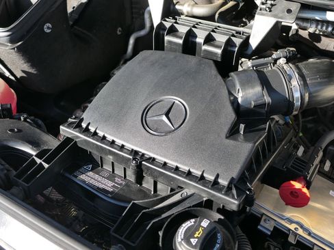 Used 2023 Mercedes-Benz Sprinter 2500 image 31