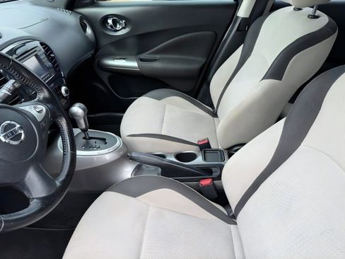 Used 2011 Nissan Juke SV FWD image 15