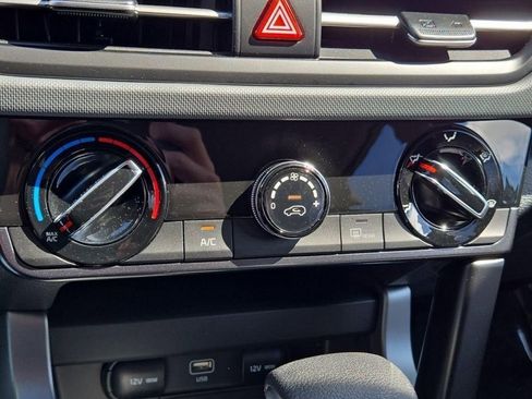 New 2026 Kia Seltos LX FWD image 23